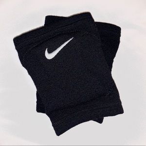 Nike Streak Volleyball Knee Pads